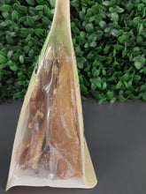 Load image into Gallery viewer, ZEAL FREE RANGE VENISON TENDONS 125gm

